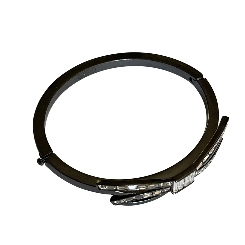 Coach‎ Bow Bangle Bracelet Womens OS Gunmetal Coquette Crystal Hinge Cuff